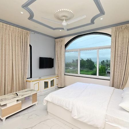 Vedika Garden Hotel Āmbavna Eksteriør billede