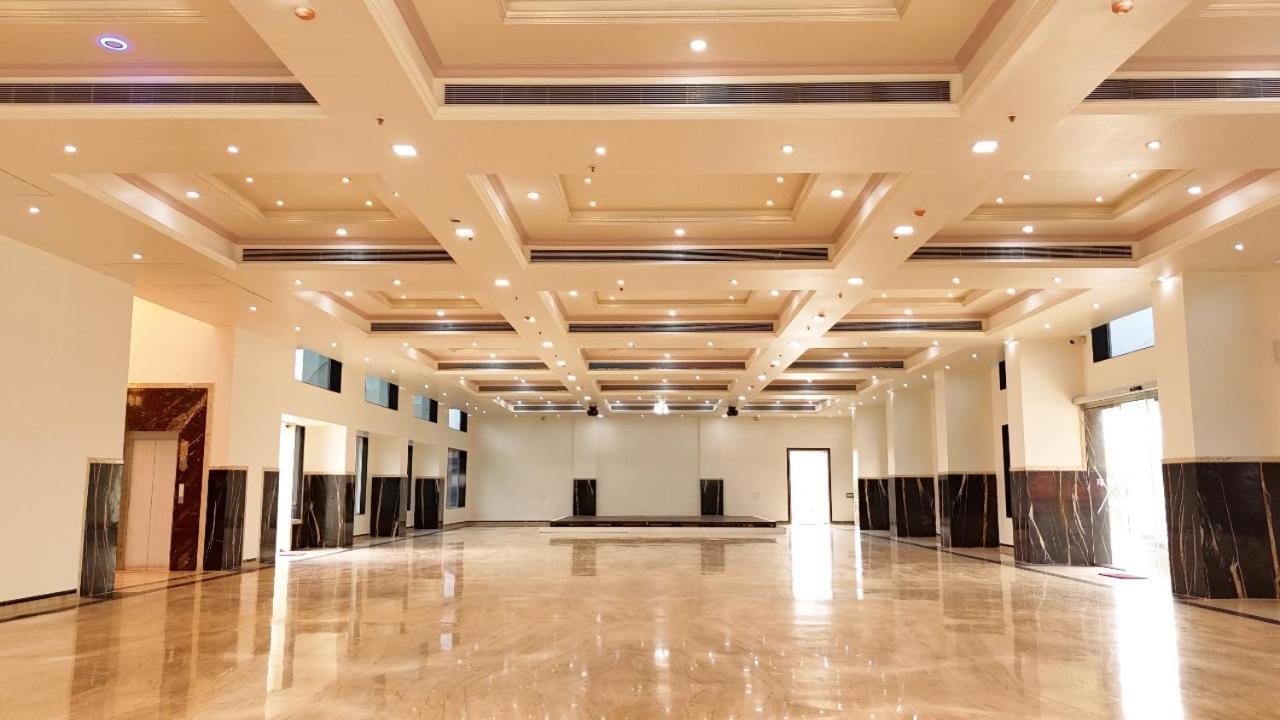 Vedika Garden Hotel Āmbavna Eksteriør billede